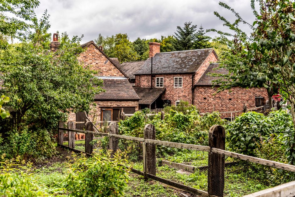 Cottagecore and the British Countryside Fantasy Taking Over Social Media
