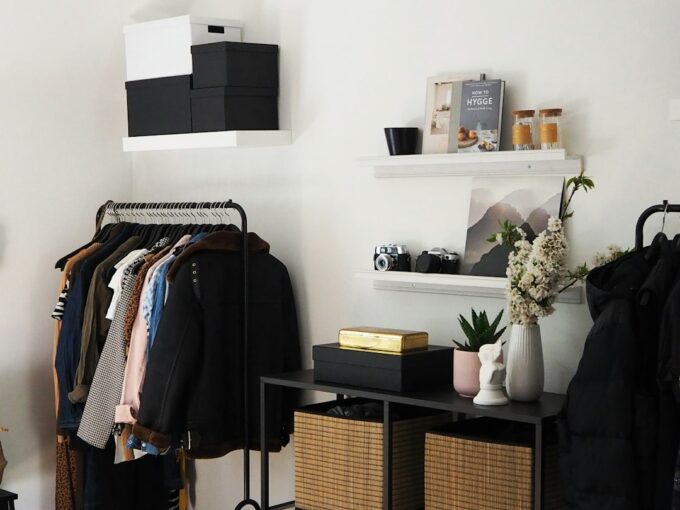 The Capsule Wardrobe and Why Owning Less Has Become the Ultimate Style Statement